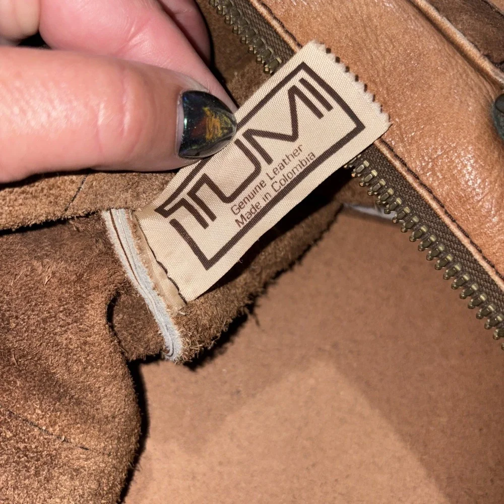 Vtg Tumi Full Grain Leather Tan Duffel Satchel Bag Crossbody Removable Strap